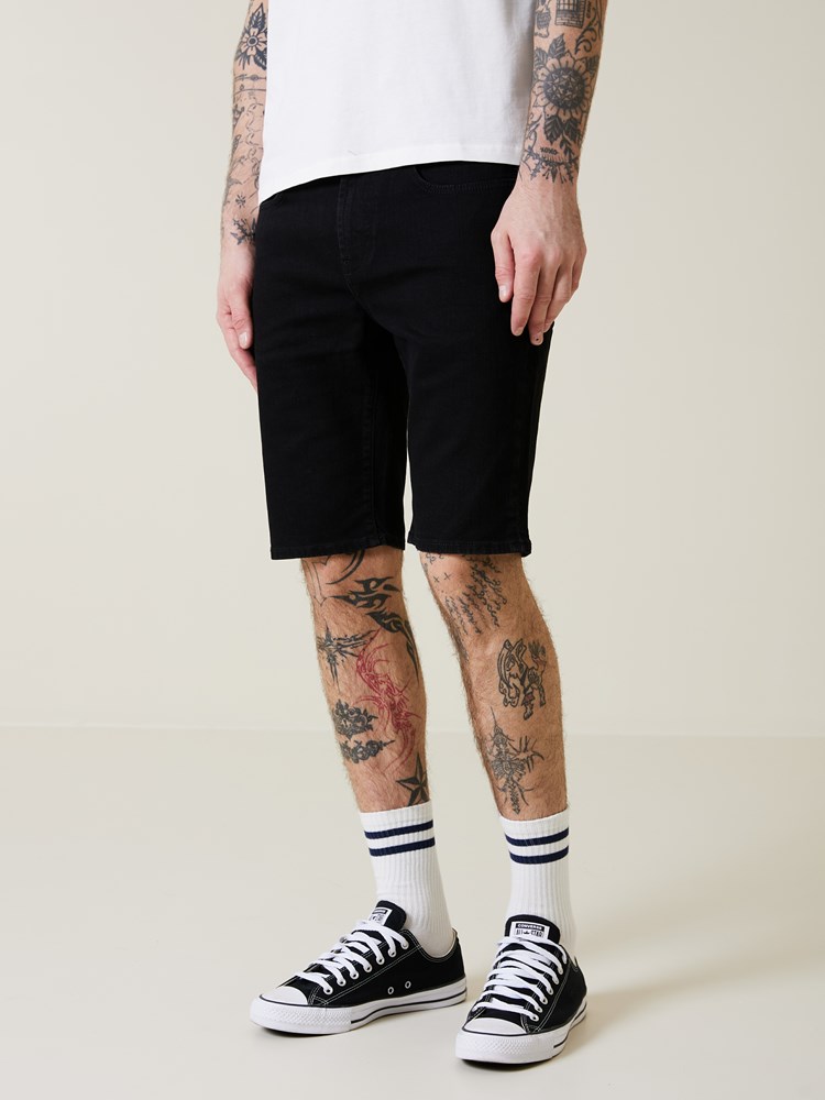 Regular blk.blk shorts 7051644645549 3_DAI_Regular blk.blk shorts DAI.jpg_