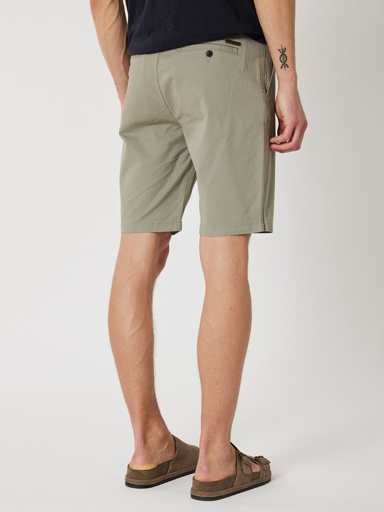 Crew chino shorts 7051644656859 12_I6V_Crew chino shorts I6V.jpg_