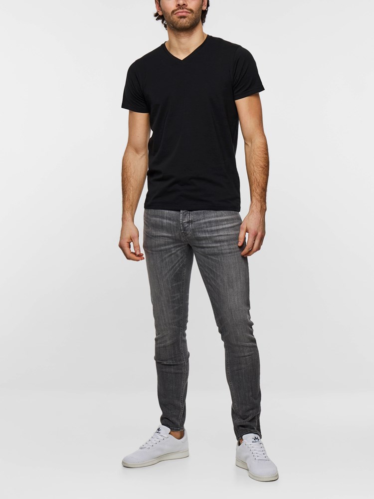 2-Pack V-Neck T-Skjorte 7204008_CAB_HenryChoice_noos-modell-front_2-Pack V-Neck T-Skjorte CAB.jpg_Front||Front