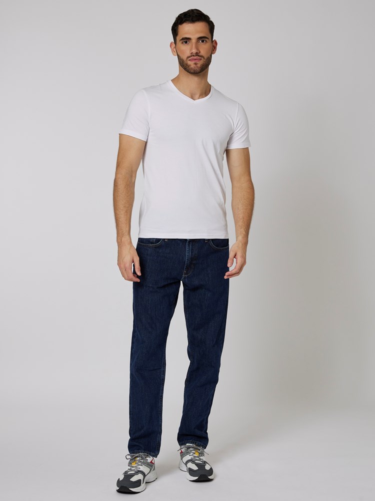 2-Pack V-Neck T-Skjorte 7204008_OAA-HENRYCHOICE-NOS-Modell-Front_chn=boys_6412_2-Pack V-Neck T-Skjorte OAA.jpg_Front||Front