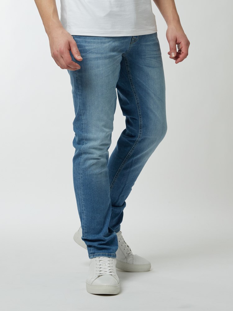 SLIM WILL BLUE STRETCH 7235638_DAD-HENRYCHOICE-NOS-Modell-front_75187.jpg_SLIM WILL BLUE STRETCH DAD 7235638.jpg_Front||Front