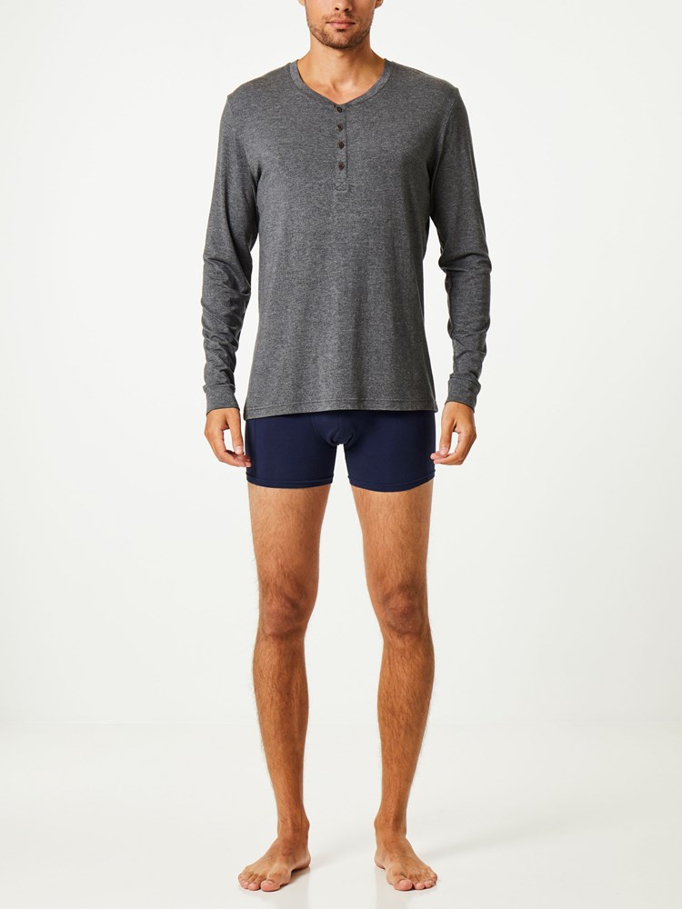 BESTEFARSTRØYE GRÅ 7237607_700_Tufte_noos_modell-front_BESTEFARSTRØYE GRÅ 700.jpg_Front||Front