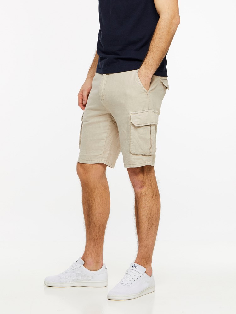 CHILLIN' SHORTS 7237768_I4C-HENRYCHOICE-H19-Modell-left_72075_CHILLIN' SHORTS I4C.jpg_Left||Left