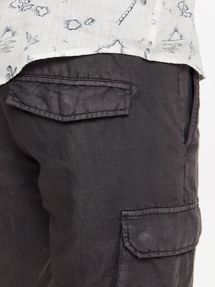 CHILLIN' SHORTS 7237768_IEL-HENRYCHOICE-H19-details_7935_CHILLIN' SHORTS IEL.jpg_