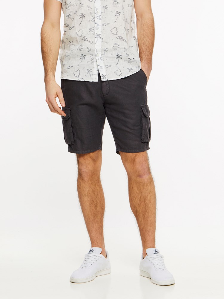 CHILLIN' SHORTS 7237768_IEL-HENRYCHOICE-H19-Modell-front_87044_CHILLIN' SHORTS IEL.jpg_Front||Front