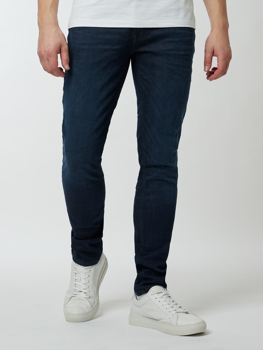 7239800 D06 7239800_D06-HENRYCHOICE-NOS-Modell-front_95048.jpg_SLIM WILL DEEP BLUE HYPER STRETCH JEANS D06 7239800.jpg_Front||Front
