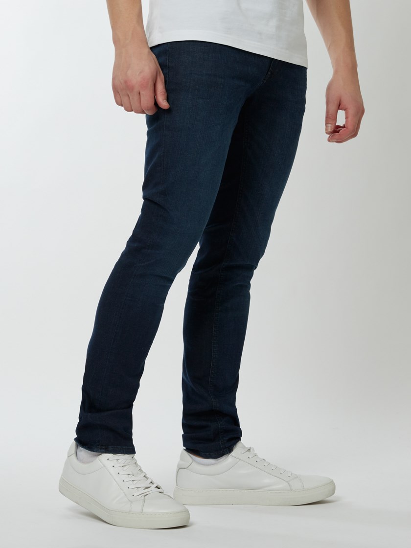 7239800 D06 7239800_D06-HENRYCHOICE-NOS-Modell-left_85748.jpg_SLIM WILL DEEP BLUE HYPER STRETCH JEANS D06 7239800.jpg_Left||Left