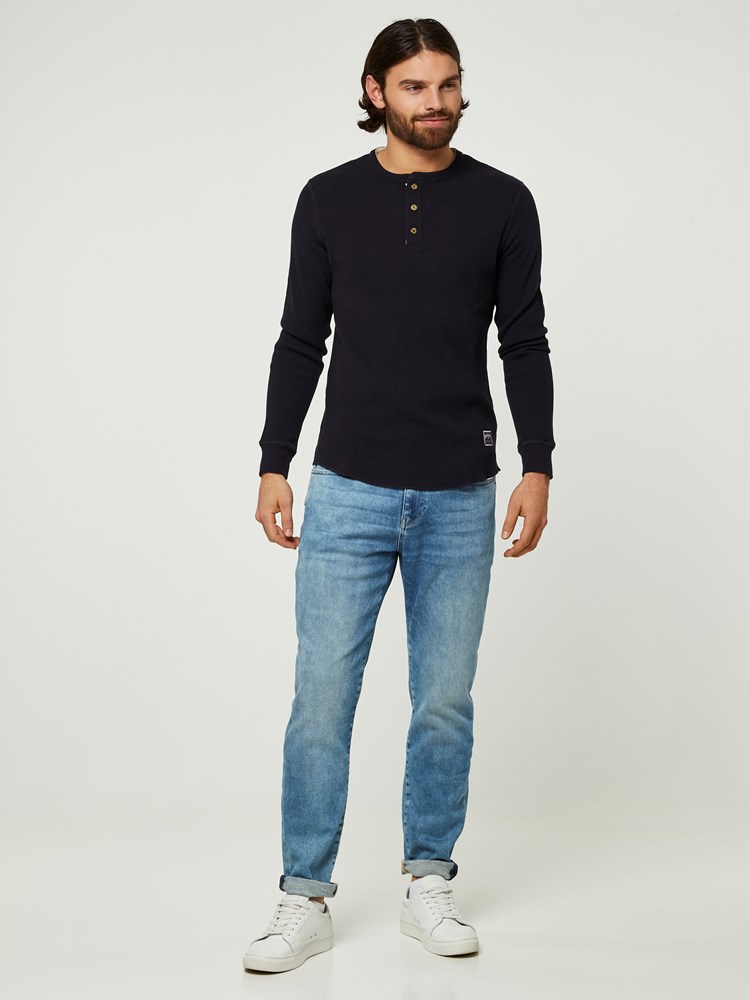 DALTON BESTEFARSTRØYE 7242174_EOH-HENRYCHOICE-S20-Modell-front_96108_DALTON BESTEFARSTRØYE EOH.jpg_Front||Front