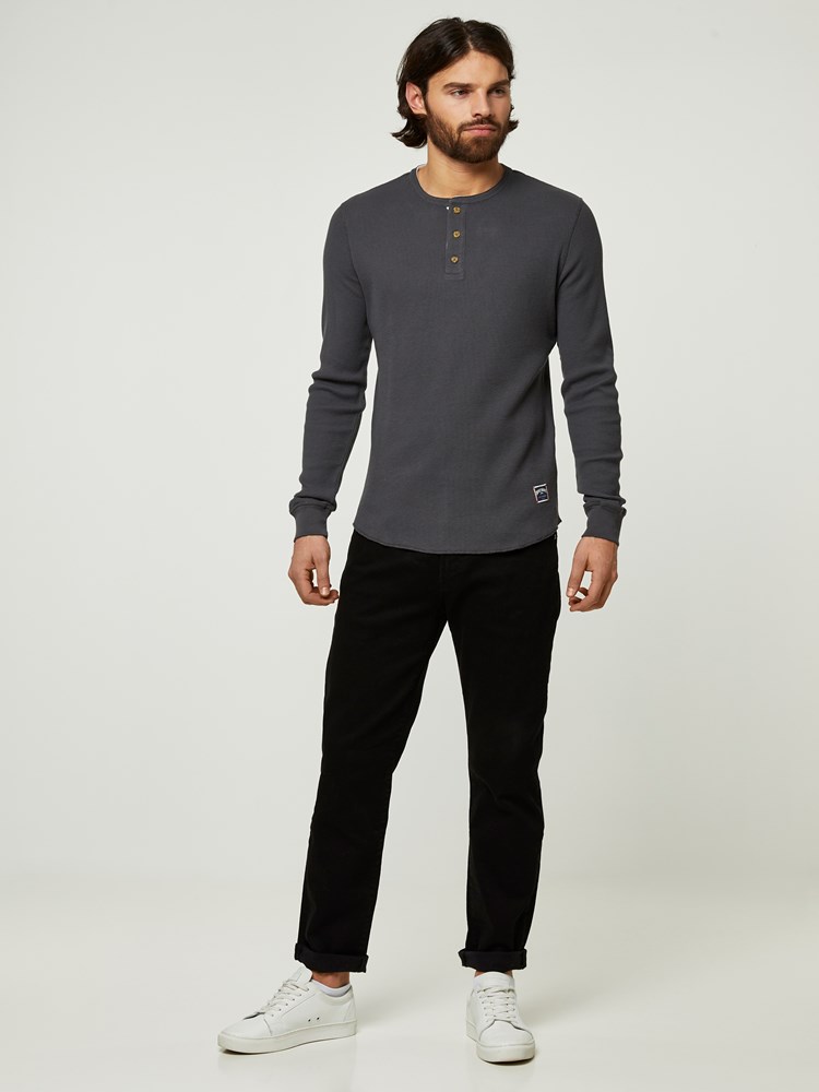 DALTON BESTEFARSTRØYE 7242174_IEL-HENRYCHOICE-S20-Modell-front_9150_DALTON BESTEFARSTRØYE IEL.jpg_Front||Front