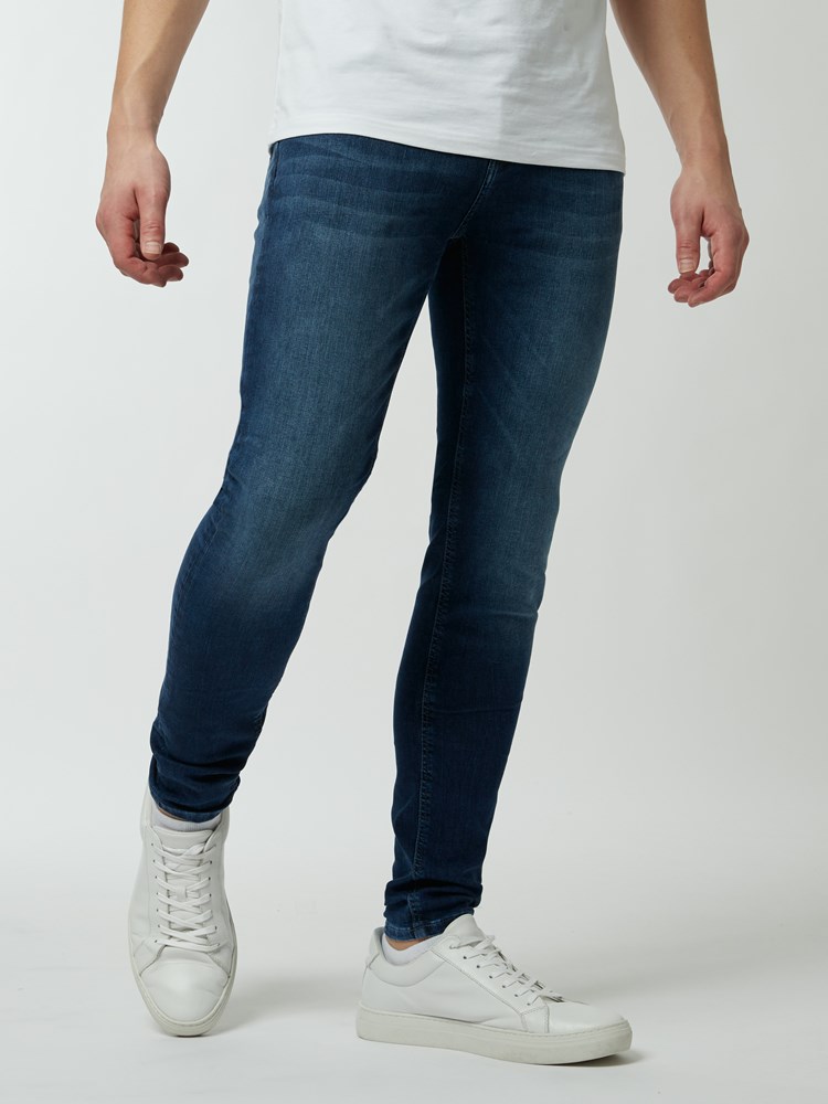 SKINNY STAN BLUE SUPER STRETCH JEANS 7242635_D06-HENRYCHOICE-S20-Modell-front_82995.jpg_SKINNY STAN BLUE SUPER STRETCH JEANS D06.jpg_Front||Front