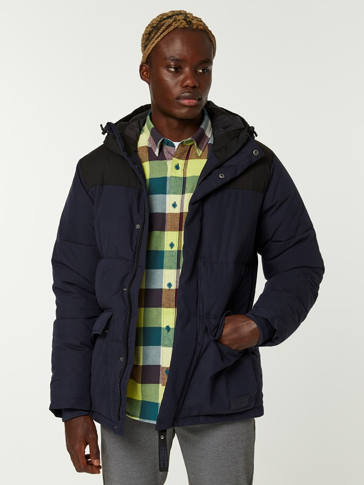 TRYSIL JAKKE 7244517_EN9-WOSNOTWOS-A20-Modell-front_20915_TRYSIL JAKKE EN9.jpg_Front||Front