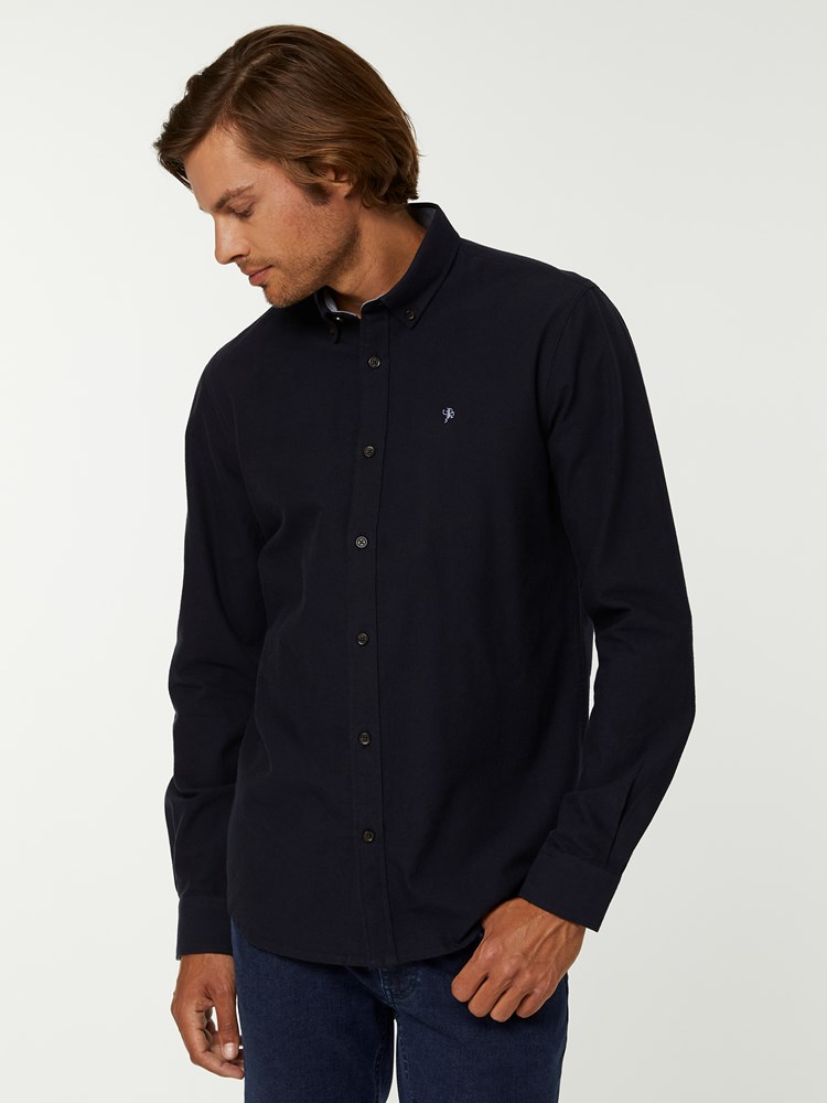 BRUSHED OXFORD SKJORTE 7244568_C27--A20-Modell-front_91651_BRUSHED OXFORD SKJORTE C27.jpg_Front||Front
