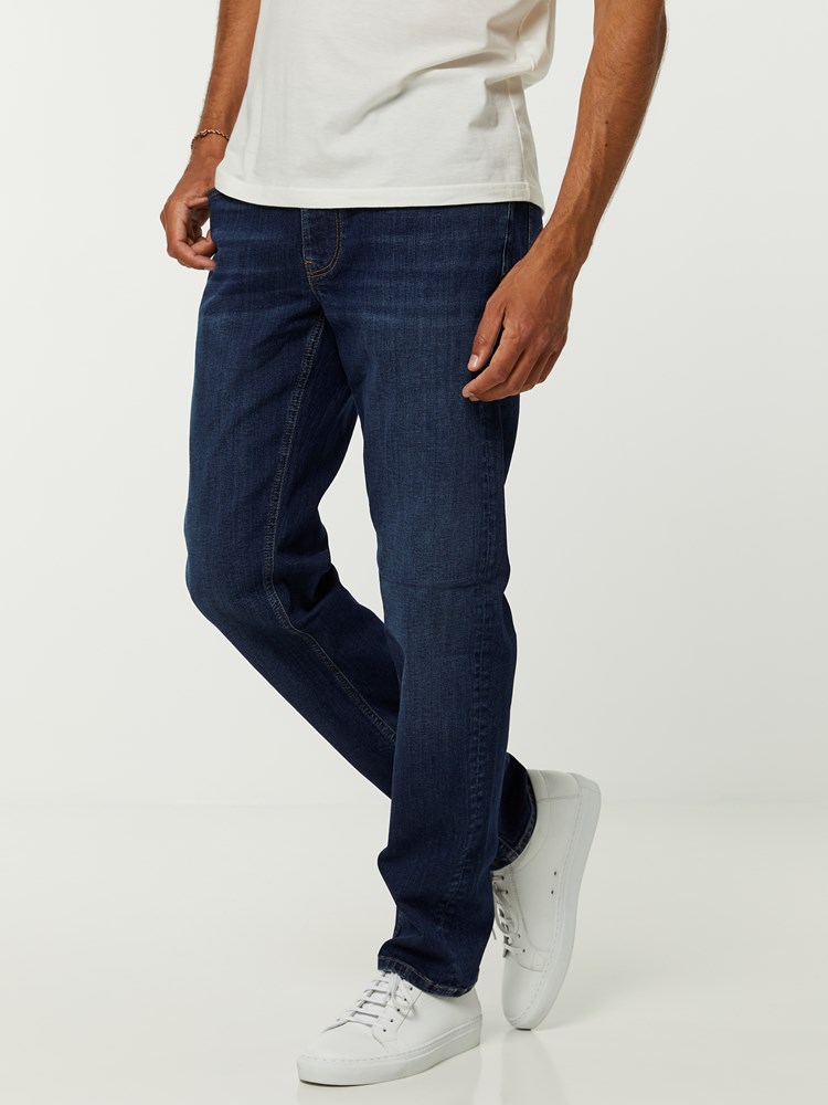 Regular Blue Stretch Jeans 7244871_DAB-HENRYCHOICE-A20-Modell-front_15303_Regular Blue Stretch Jeans DAB.jpg_Front||Front