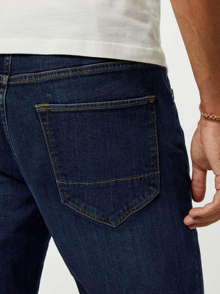 Regular Blue Stretch Jeans 7244871_DAB-HENRYCHOICE-A20-Modell-right_69840_Regular Blue Stretch Jeans DAB.jpg_Right||Right
