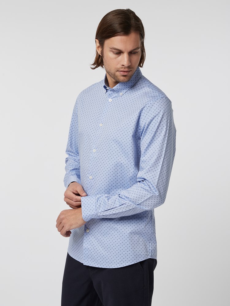 Matthew Printet Skjorte 7246306_EO1--S21-Modell-left_13157_Matthew Printet Skjorte EO1.jpg_Left||Left