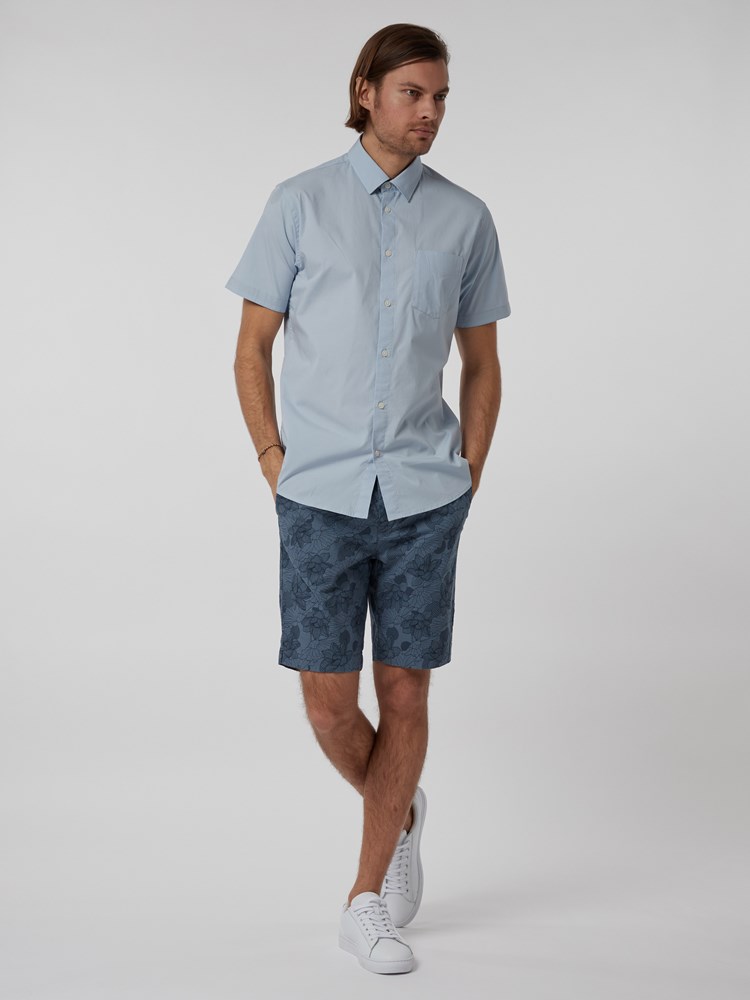 MICHAEL SKJORTE 7246936_E8P--H21-Modell-front_52159_MICHAEL SKJORTE E8P.jpg_Front||Front