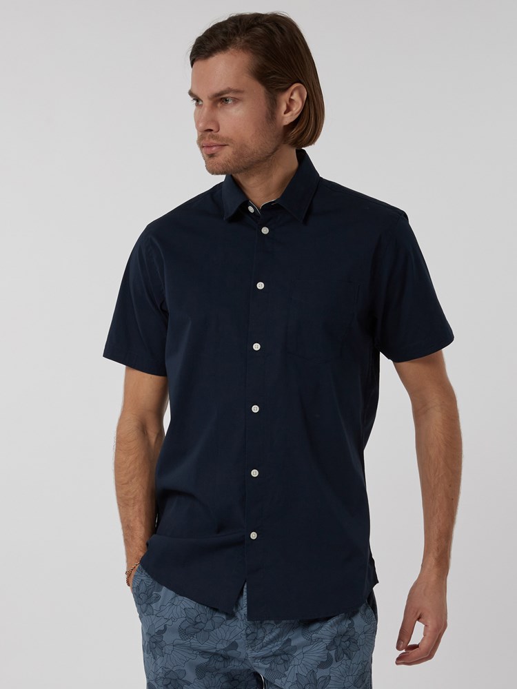 MICHAEL SKJORTE 7246936_ENM--H21-Modell-front_26881_MICHAEL SKJORTE ENM.jpg_Front||Front