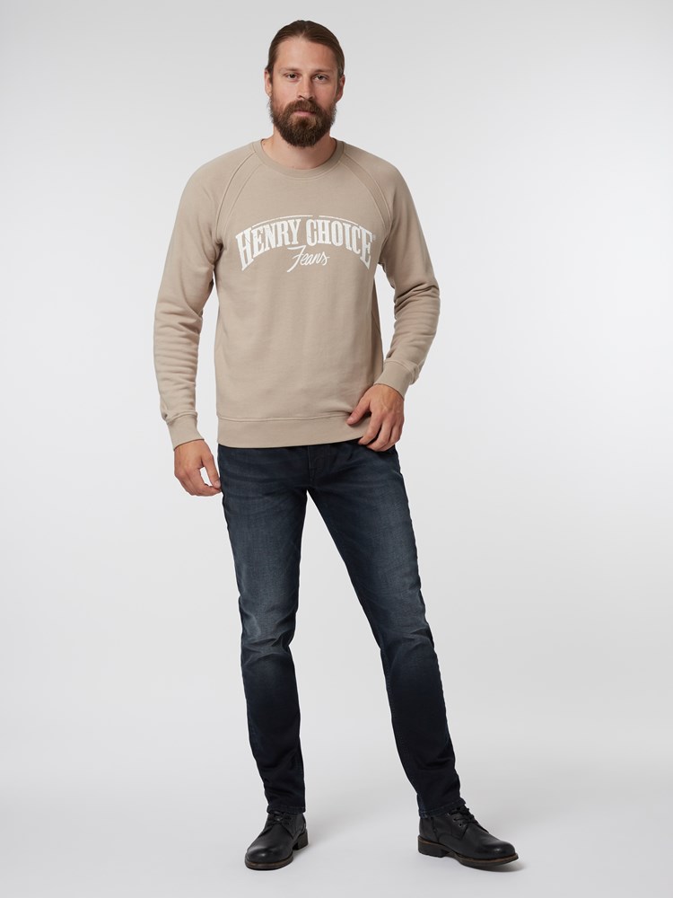 Slim Will Dark.Blue. Knit 7248207_D04-HENRYCHOICE-A21-Modell-Right_chn=boys_31604_Slim Will Dark.Blue. Knit D04.jpg_Right||Right
