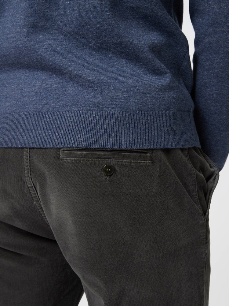 Slim Cord Chino 7248239_C19-MRCAPUCHIN-A21-details_chn=boys_72578_Slim Cord Chino C19.jpg_