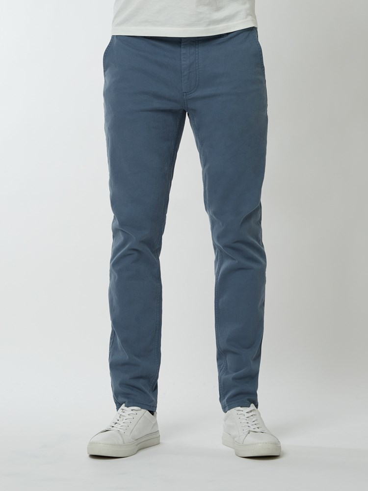 Slim chino str. twill 7249074_EPF-MRCAPUCHIN-NOS-Modell-Front_chn=boys_4099_Slim chino str. twill EPF.jpg_Front||Front