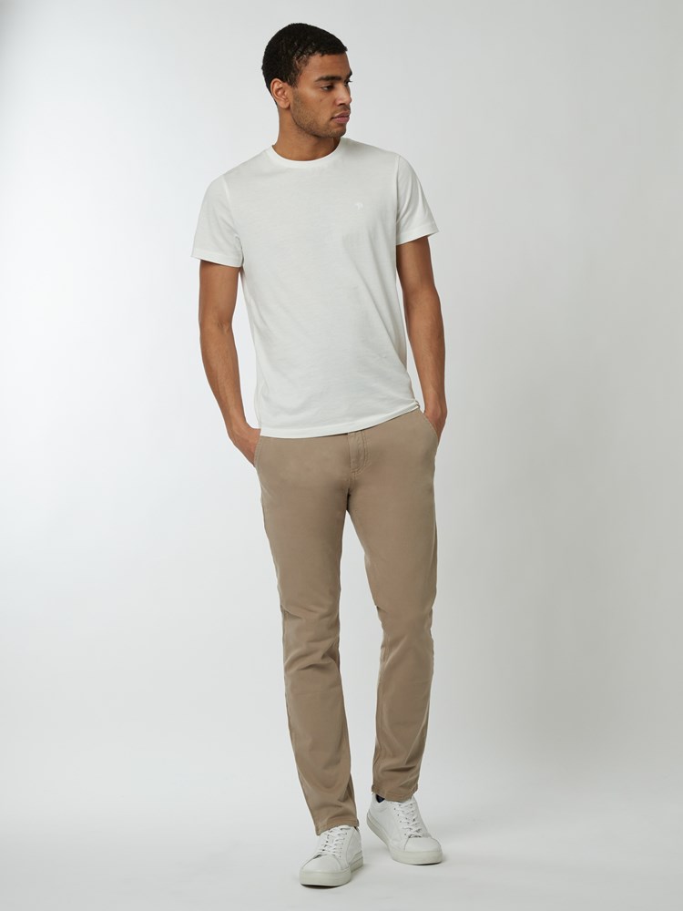 Slim chino str. twill 7249074_I6E-MRCAPUCHIN-NOS-Modell-Front_chn=boys_3611_Slim chino str. twill I6E.jpg_Front||Front