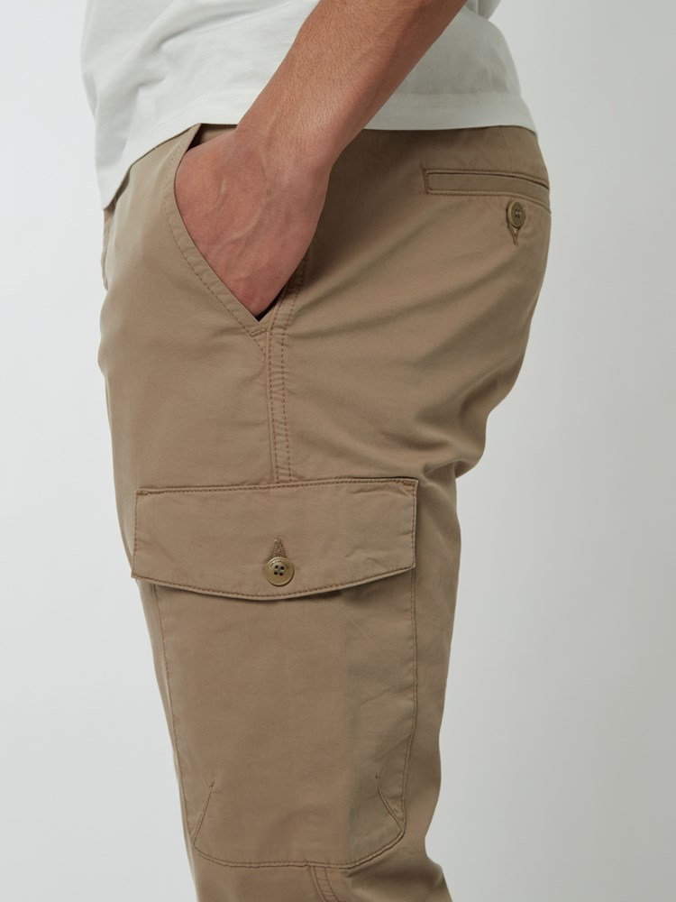 Capuchin cargo pant 7249078_I6E-MRCAPUCHIN-S22-details_chn=boys_8891_Capuchin cargo pant I6E.jpg_