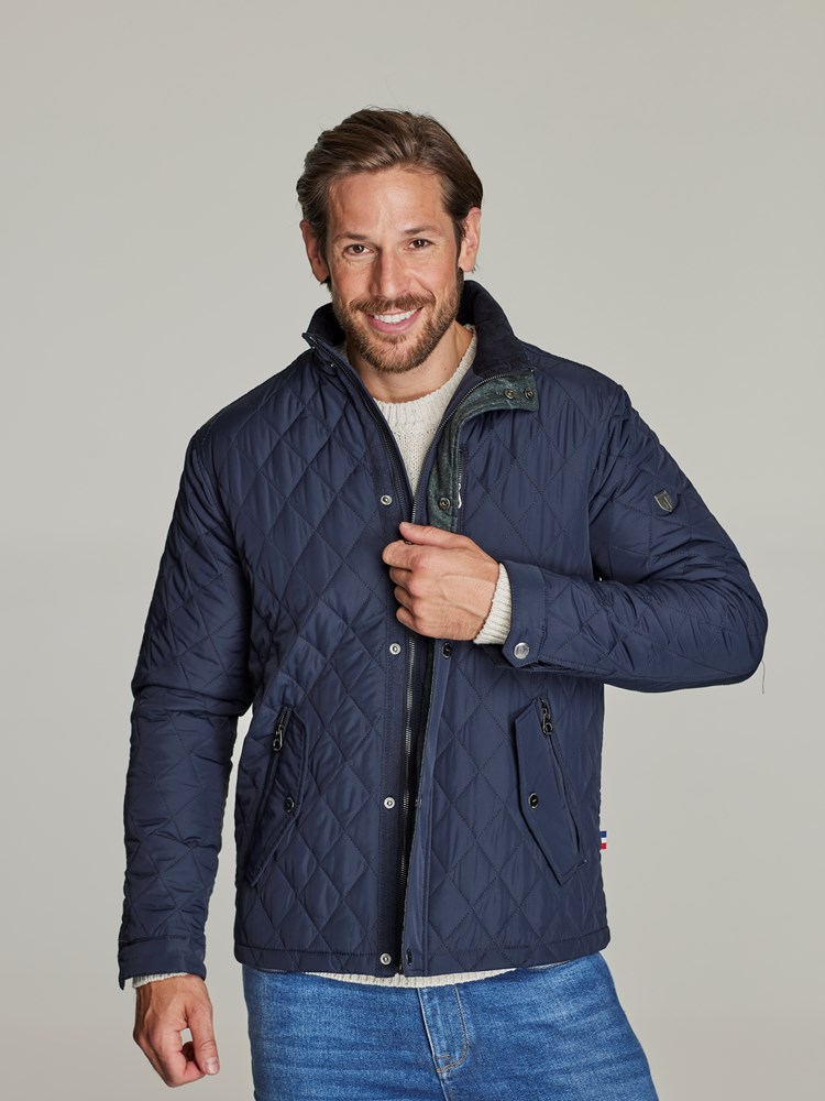 Strassbourg jakke 7249086_EM6-JEANPAUL-S22-Modell-front_56759.jpg_Front||Front