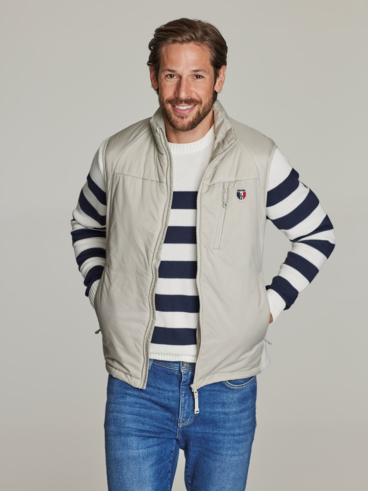 Michel vest 7249243_I3O-JEANPAUL-S22-Modell-front_49909_Michel vest I3O.jpg_Front||Front