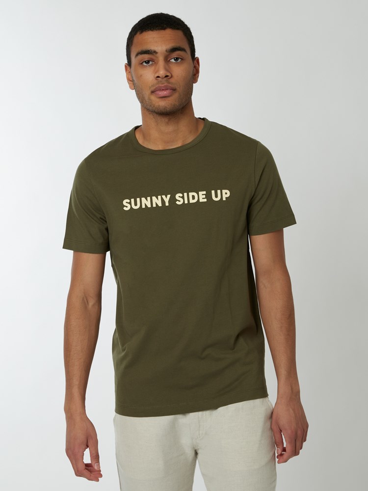 Dante t-skjorte 7249427_GPB-MRCAPUCHIN-S22-Modell-Front_chn=boys_7407_Dante t-skjorte GPB.jpg_Front||Front