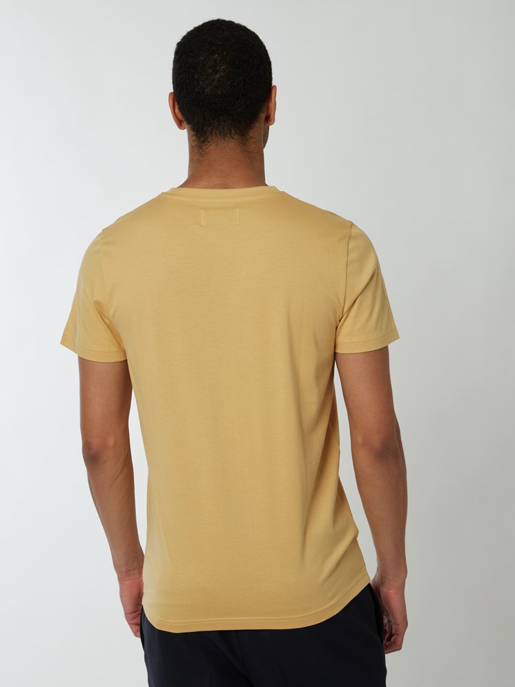 Supima 2-pack t-Skjorte 7249446_GMN-MRCAPUCHIN-S22-Modell-Back_chn=boys_2213_Supima 2-pack t-Skjorte GMN.jpg_Back||Back