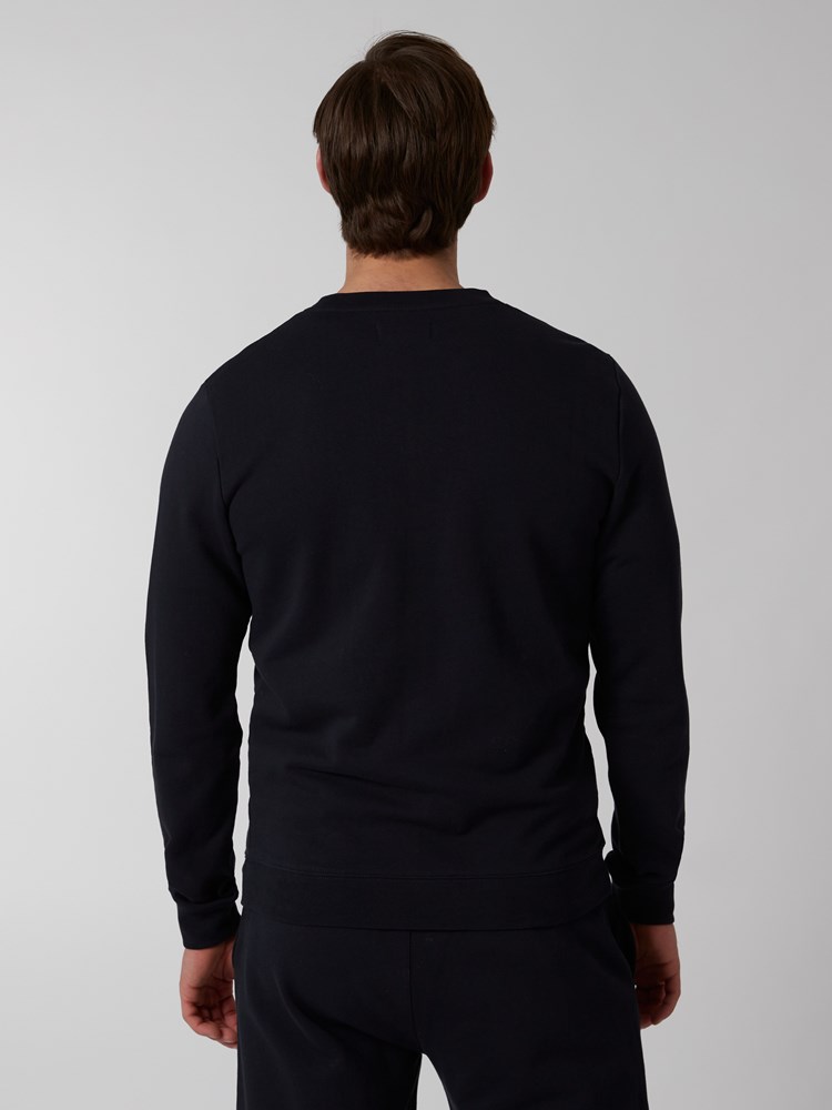 Theodore collegegenser 7249481_C27-MRCAPUCHIN-S22-Modell-Back_chn=boys_1402_Theodore collegegenser C27.jpg_Back||Back
