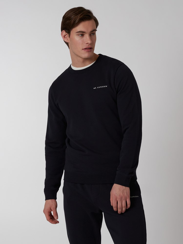 Theodore collegegenser 7249481_C27-MRCAPUCHIN-S22-Modell-Front_chn=boys_7740_Theodore collegegenser C27.jpg_Front||Front