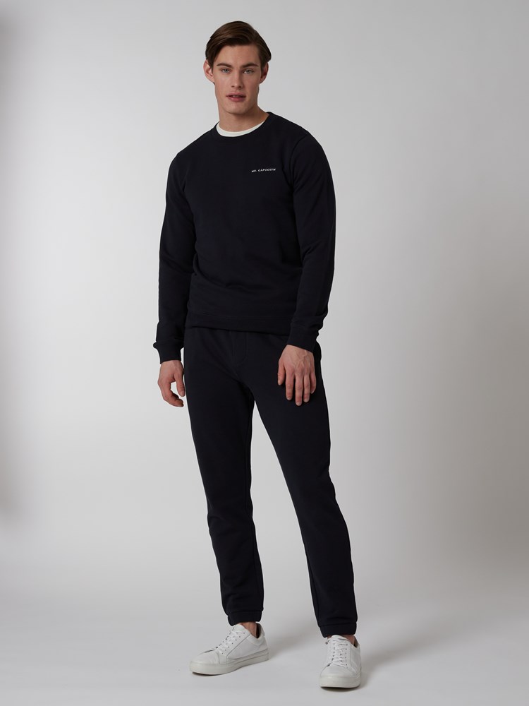 Theodore collegegenser 7249481_C27-MRCAPUCHIN-S22-Modell-Front_chn=boys_8552_Theodore collegegenser C27.jpg_Front||Front