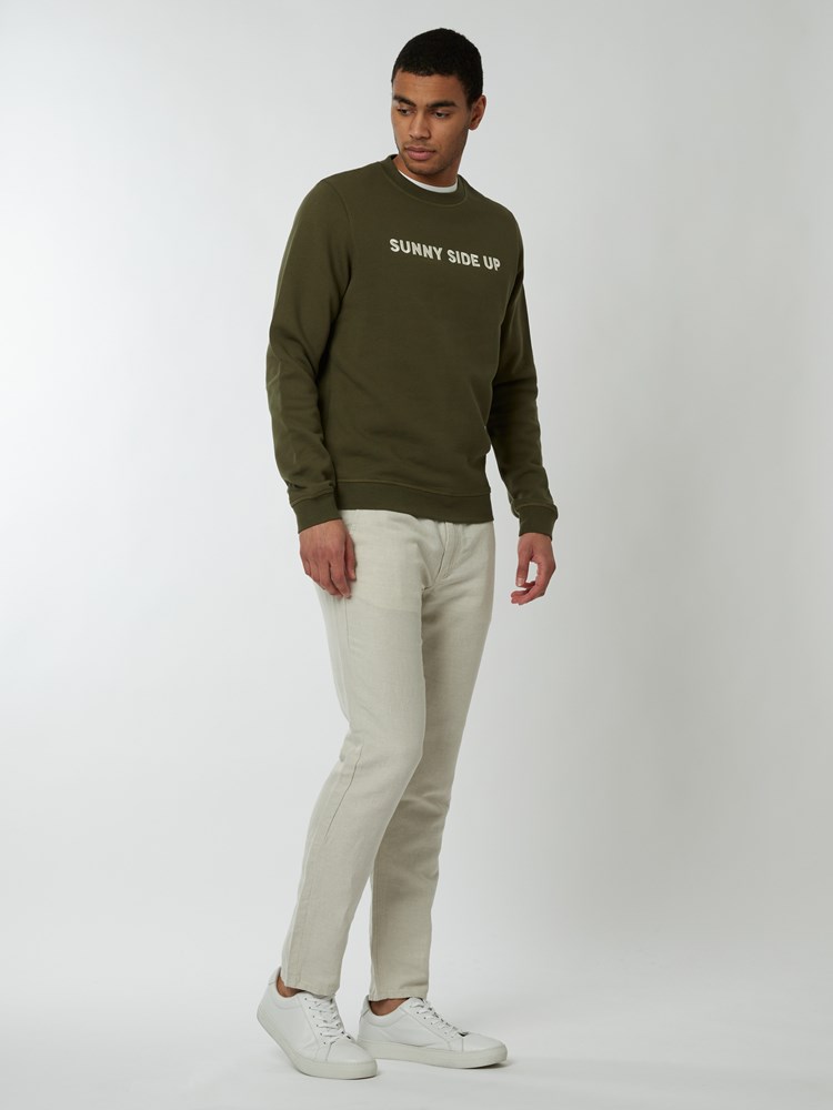 Dante collegegenser 7249483_GPB-MRCAPUCHIN-S22-Modell-Front_chn=boys_4928_Dante collegegenser GPB.jpg_Front||Front