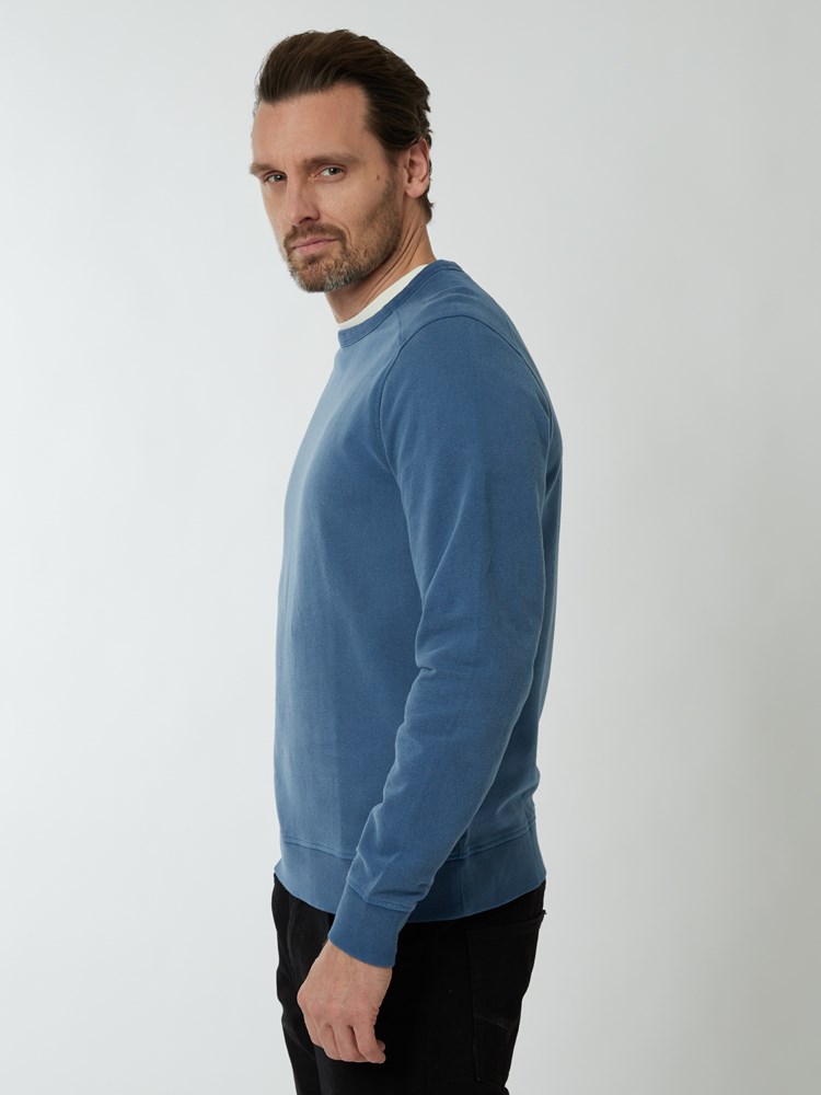 Grady collegegenser 7249491_EHJ-HENRYCHOICE-S22-Modell-Left_chn=boys_1233_Grady collegegenser EHJ.jpg_Left||Left