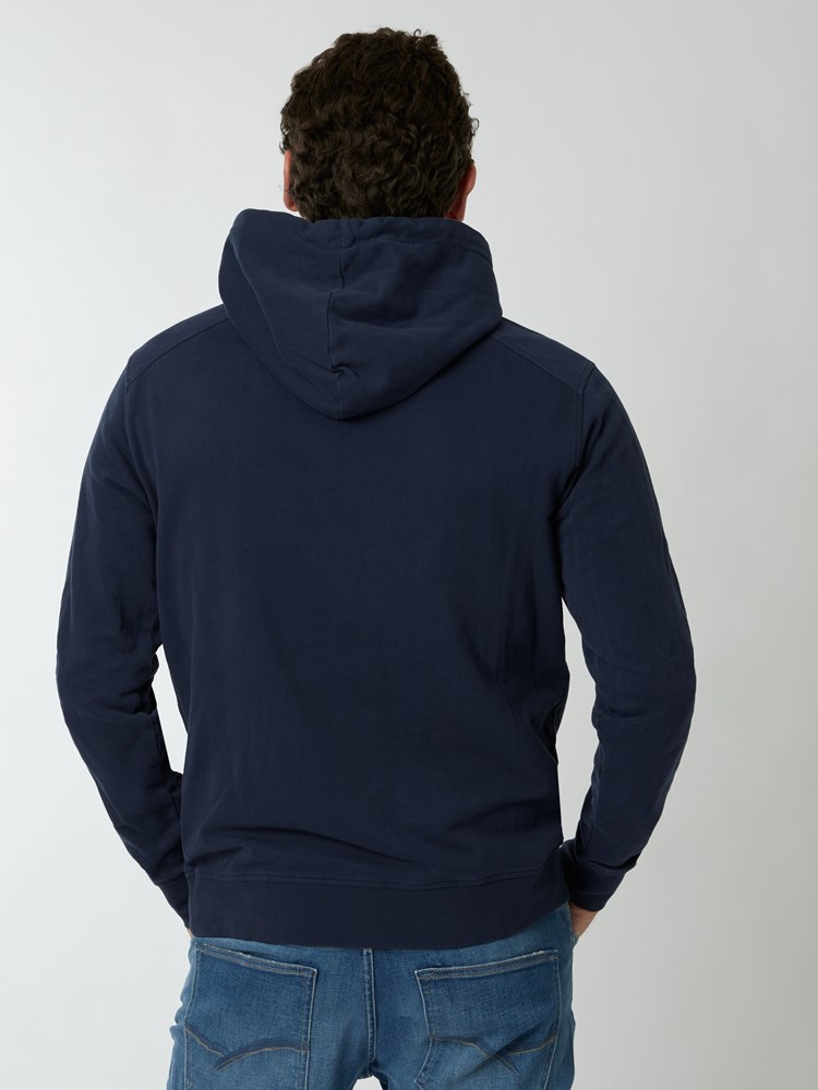 Grady hettegenser 7249493_EGC-HENRYCHOICE-S22-Modell-Back_chn=boys_735_Grady hettegenser EGC.jpg_Back||Back