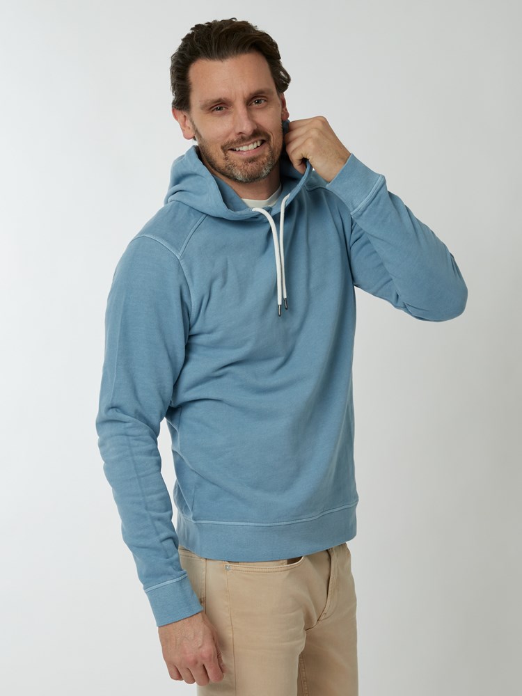 Grady hettegenser 7249493_I6O-HENRYCHOICE-S22-Modell-Right_chn=boys_5890_Grady hettegenser I6O.jpg_Right||Right