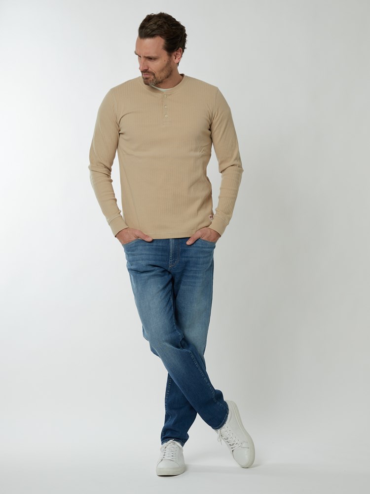 Chris grandad 7249510_AQH-HENRYCHOICE-S22-Modell-Front_chn=boys_5726_2022-2-7_233111_Chris grandad AQH.jpg_Front||Front