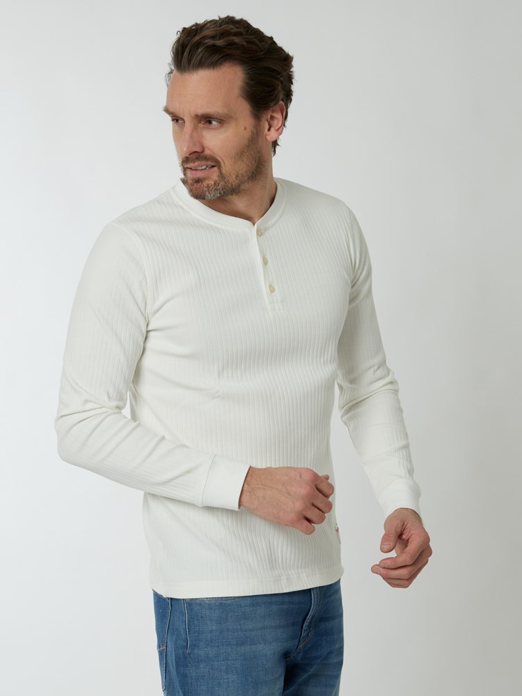 Chris grandad 7249510_O77-HENRYCHOICE-S22-Modell-Right_chn=boys_3440_Chris grandad O77.jpg_Right||Right