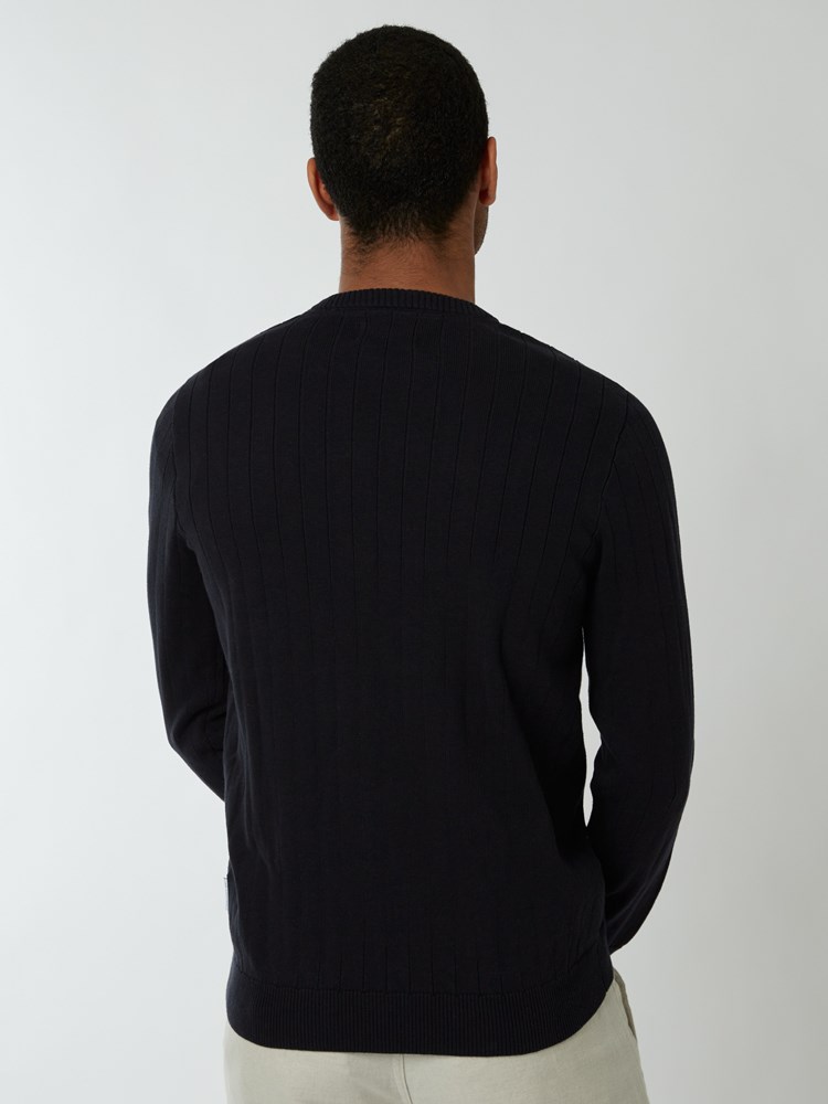 Caruso genser 7249559_C27-MRCAPUCHIN-S22-Modell-Back_chn=boys_9974_Caruso genser C27.jpg_Back||Back