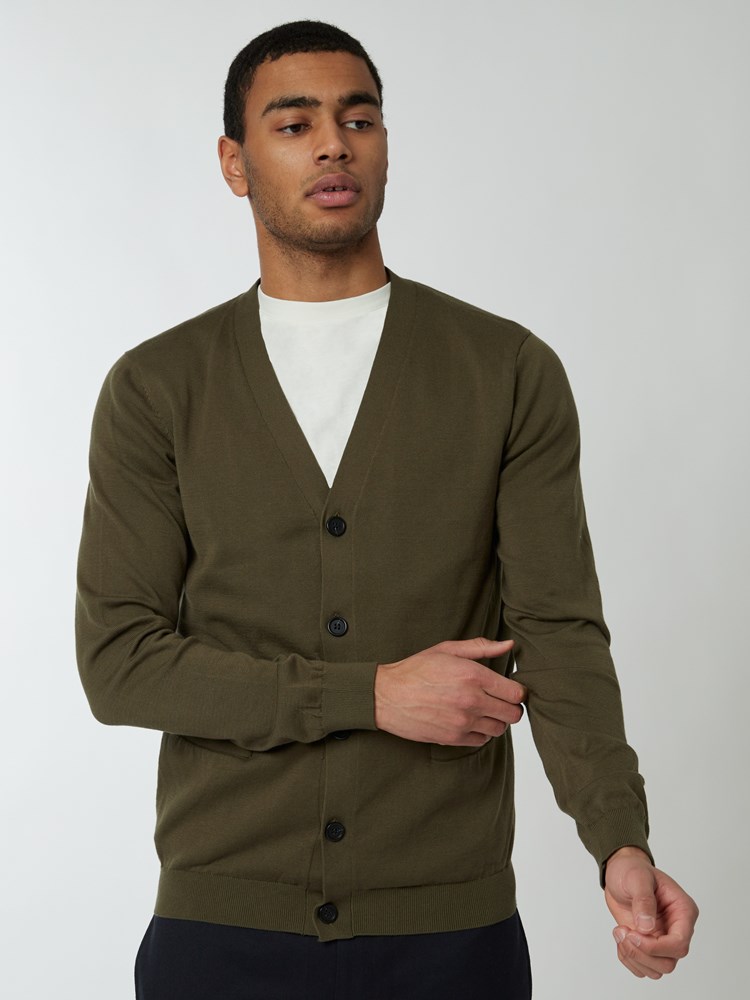 Galileo cardigan 7249560_GPB-MRCAPUCHIN-S22-Modell-Front_chn=boys_1471_Galileo cardigan GPB.jpg_Front||Front