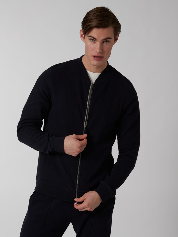 Giovanni zip jakke 7249565_C27-MRCAPUCHIN-S22-Modell-Front_chn=boys_7779_Giovanni zip jakke C27.jpg_Front||Front