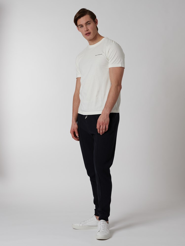 Giovanni joggebukse 7249570_C27-MRCAPUCHIN-S22-Modell-Front_chn=boys_3731_Giovanni joggebukse C27_Giovanni joggebukse C27 7249570.jpg_Front||Front