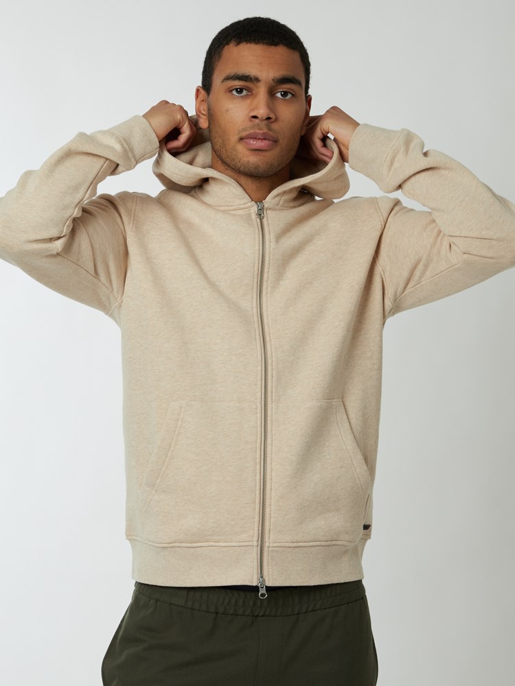 Giulio zip hood 7249572_A9P-MRCAPUCHIN-S22-Modell-Front_chn=boys_7749_Giulio zip hood A9P.jpg_Front||Front