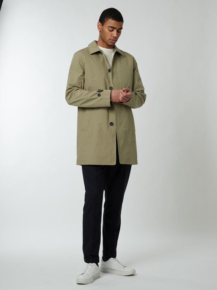Marcello frakk 7249573_I6A-MRCAPUCHIN-S22-Modell-Front_chn=boys_6757_Marcello frakk I6A.jpg_Front||Front