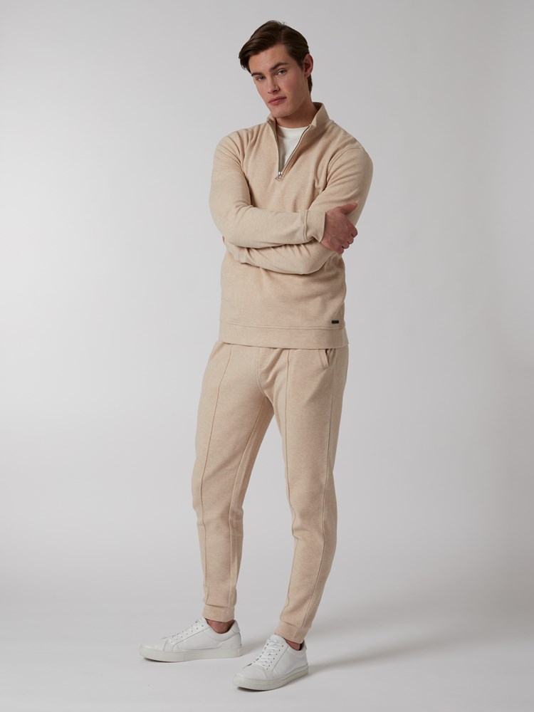 Jonathan zip genser 7249582_A9P-MRCAPUCHIN-S22-Modell-Front_chn=boys_8905_Jonathan zip genser A9P.jpg_Front||Front