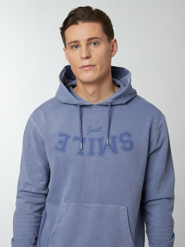 Smile hettegenser 7249615_MSG-WOSNOTWOS-S22-details_chn=boys_9519_Smile hettegenser MSG.jpg_