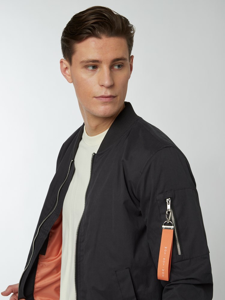 Kastrup Jakke 7249624_C31-WOSNOTWOS-S22-details_chn=boys_7414_Kastrup Jakke C31.jpg_