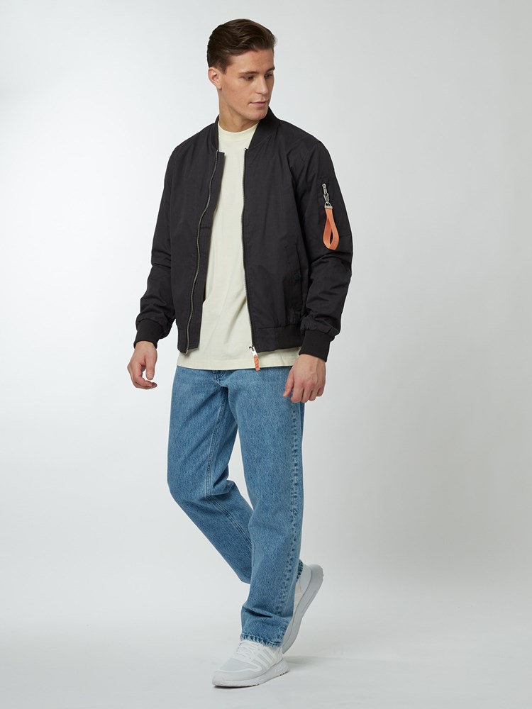 Kastrup Jakke 7249624_C31-WOSNOTWOS-S22-Modell-Front_chn=boys_1104_Kastrup Jakke C31.jpg_Front||Front