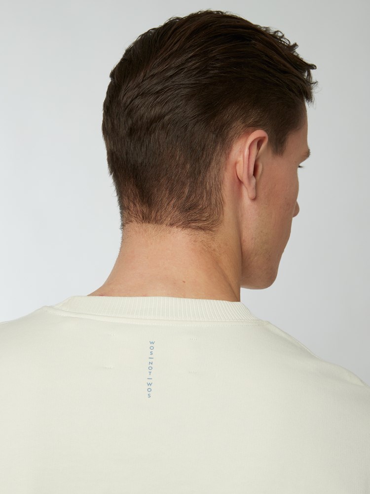 Perfekt collegegenser 7249627_O88-WOSNOTWOS-S22-Modell-Back_chn=boys_943_Perfekt collegegenser O88.jpg_Back||Back